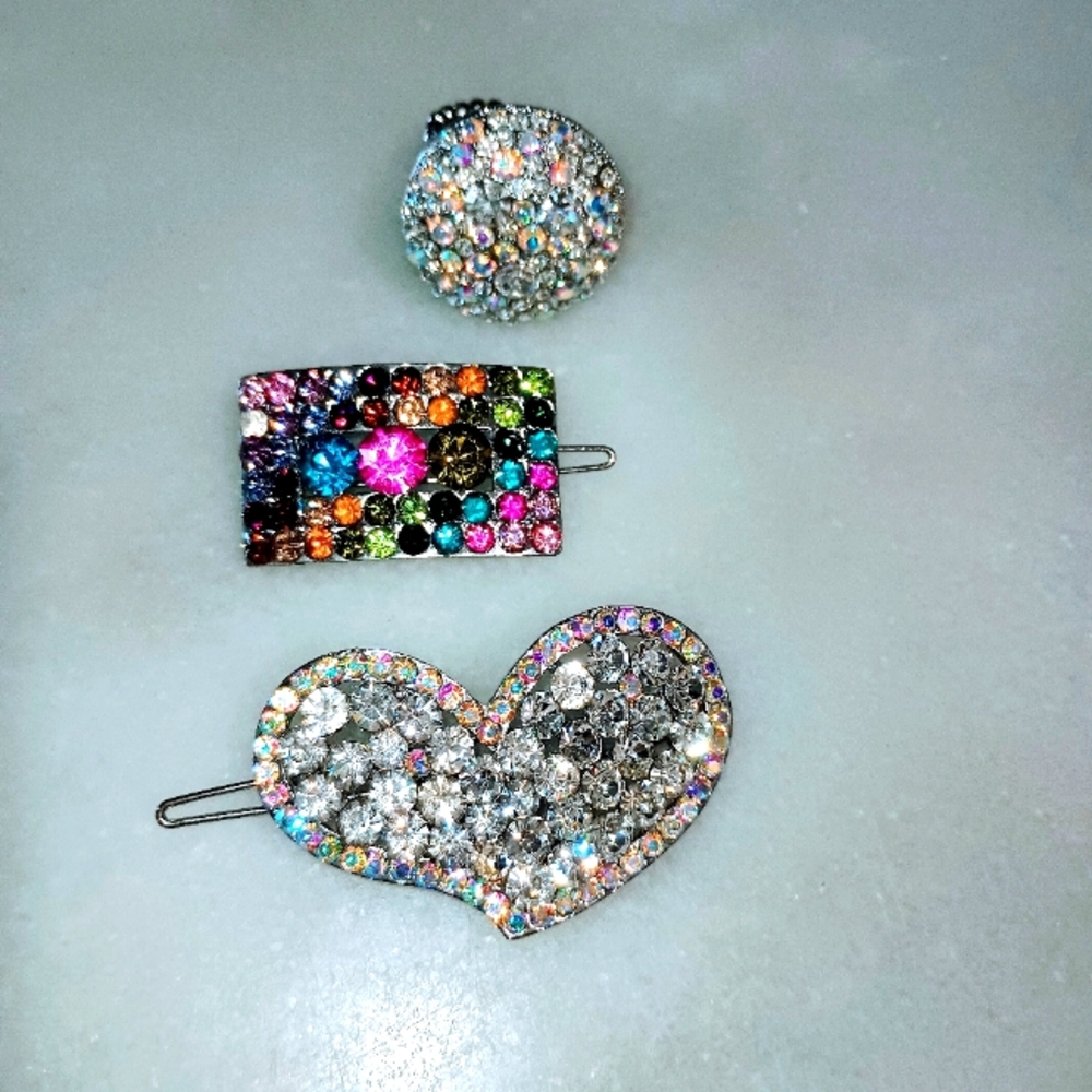Hair clips